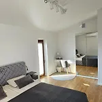 Lighthouse Sventosios Vartai Apartman *